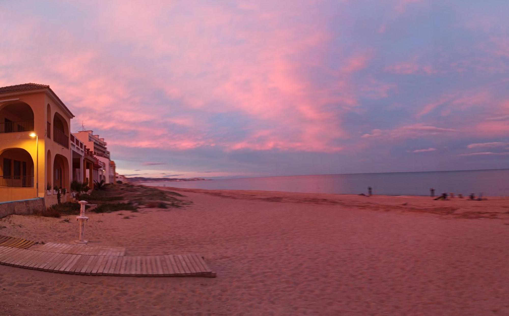 Sunset Room At Front Beach - Habitacion En La Playa Piso Privado Tavernes de Valldigna Zewnętrze zdjęcie